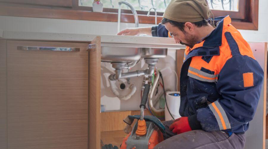 Local water heater installation in Shannon, IL